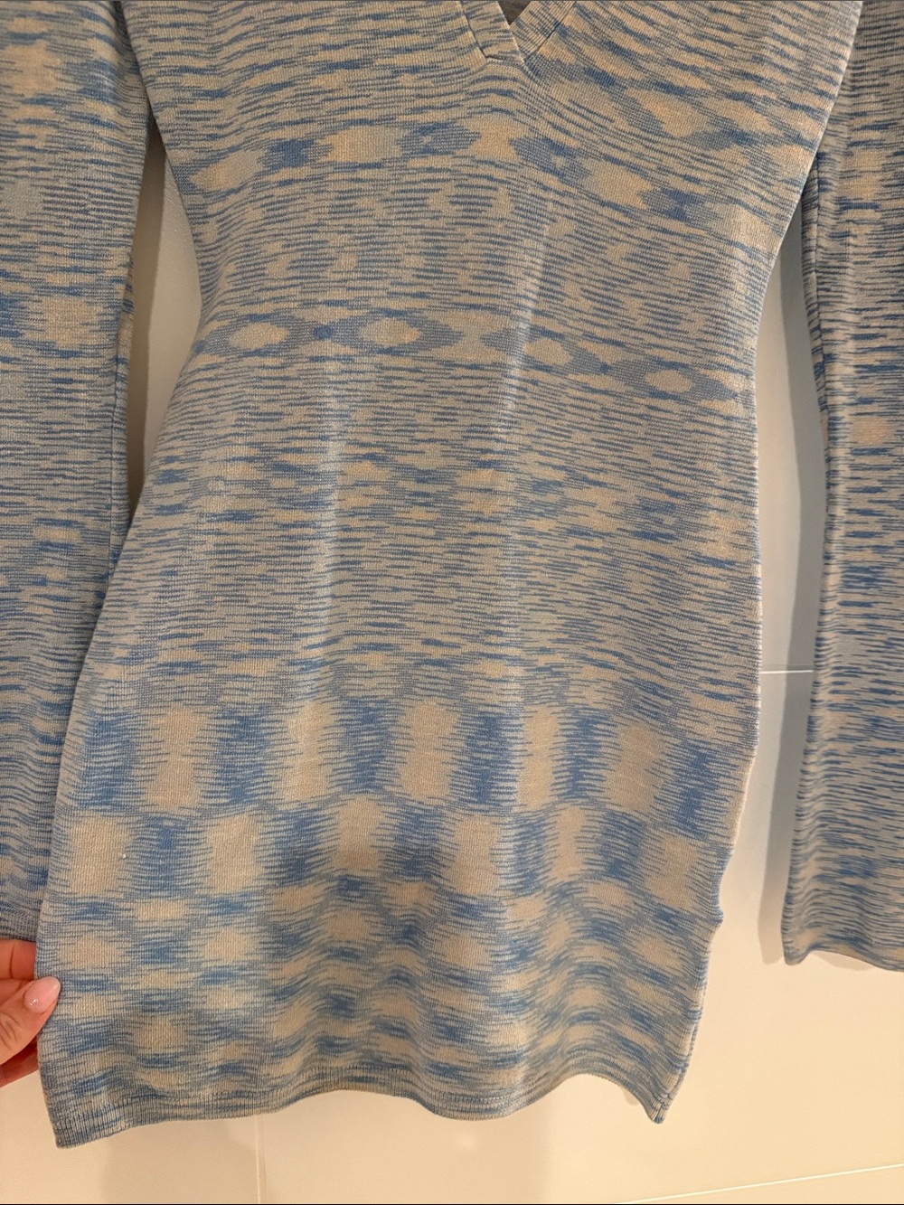 Atoir Light Blue & Cream Knit V-Neck Long Sleeve Dress - Picture 4 of 5